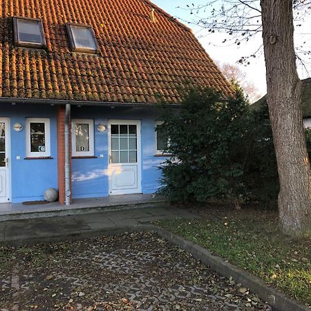 "Achtern Diek" Doppelhaushaelfte Dierhagen Luaran gambar